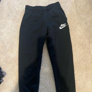 Girls Nike Sweatpants